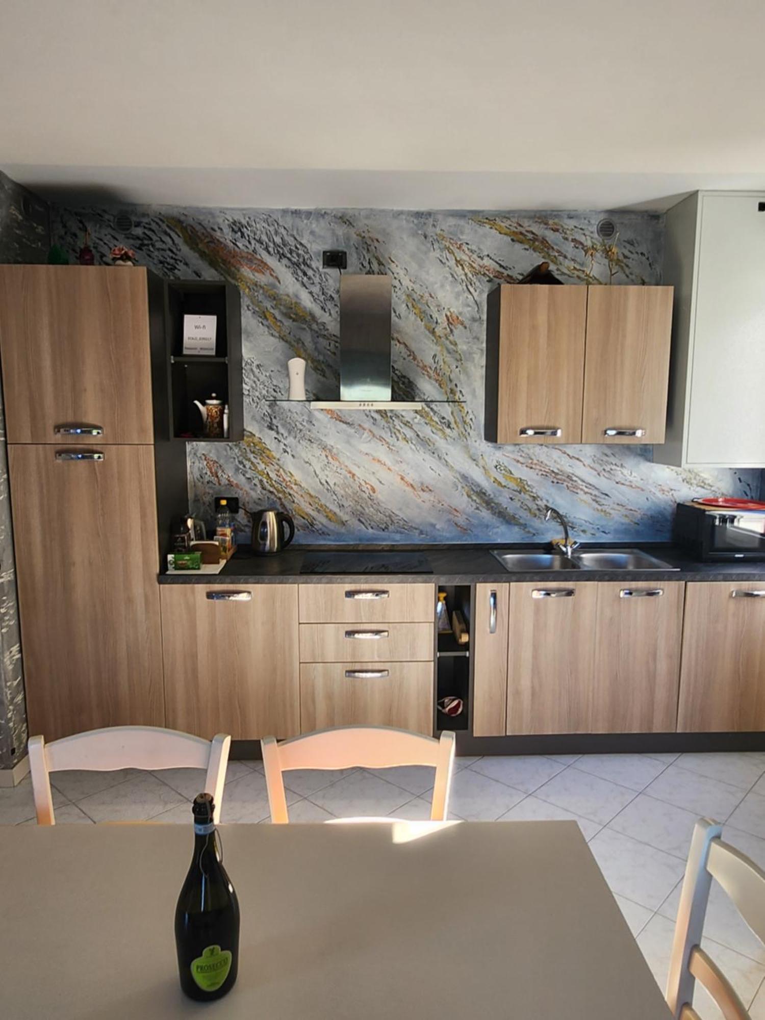 Kidonia - Iseo Lake Apartmens Sale Marasino Εξωτερικό φωτογραφία